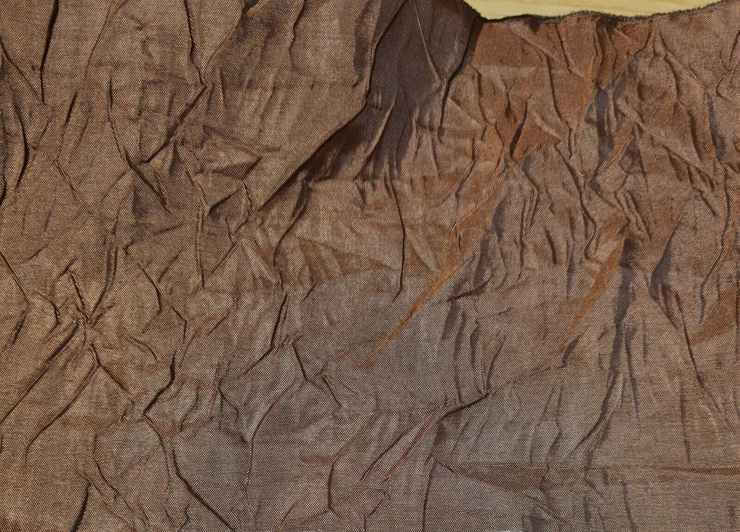 CRINKLED THIN TAFFETA FABRIC SOLD BY THE METRE