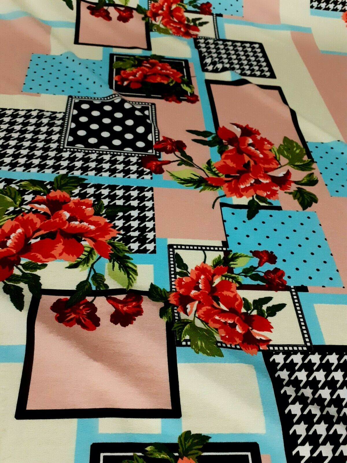 2 VARIATIONS- PRINTED STRETCH VISCOSE LYCRA JERSEY FABRIC SOLD BY THE METRE A1-101