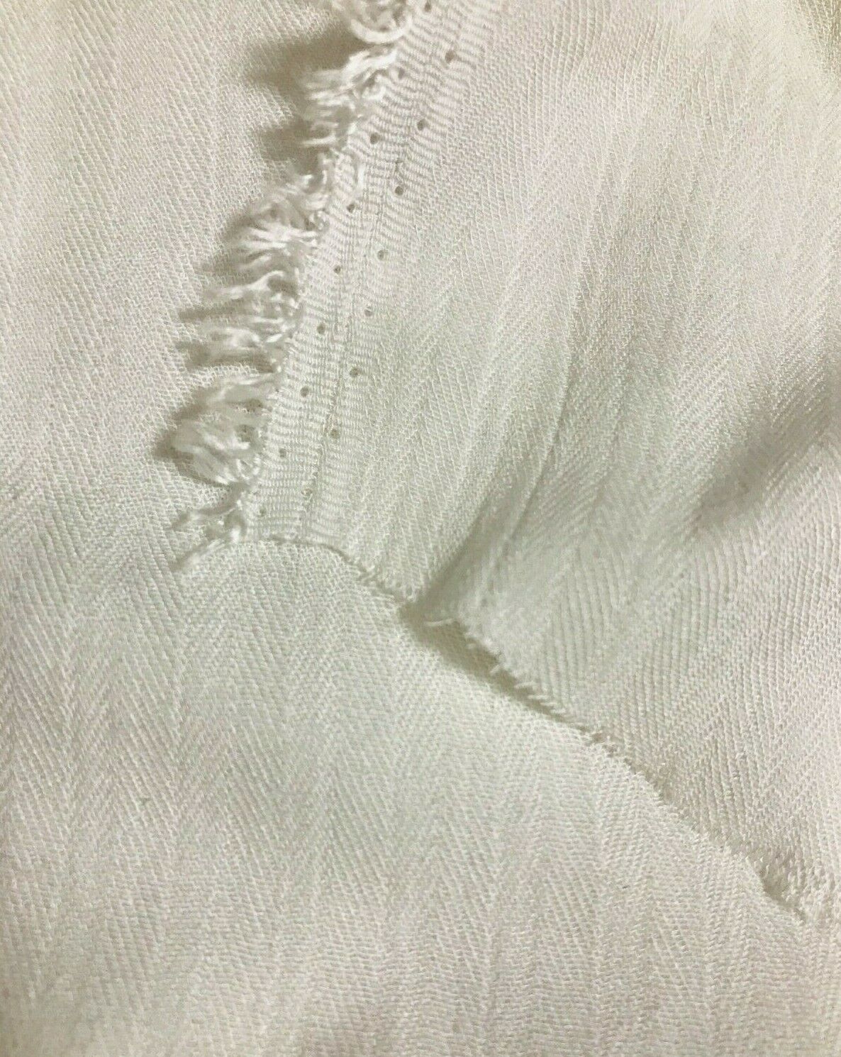 FIGURED AND STRIPED OFF WHITE THIN VISCOSE FABRIC - SOLD BY THE METRE