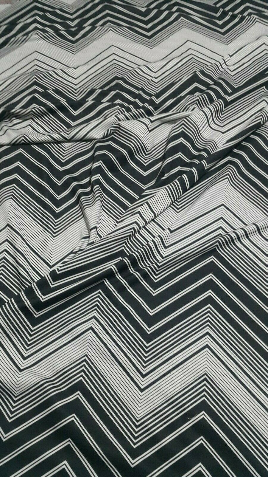 ZIG ZAG PRINTED STRETCH JERSEY LYCRA FABRIC-SOLD BY THE METER