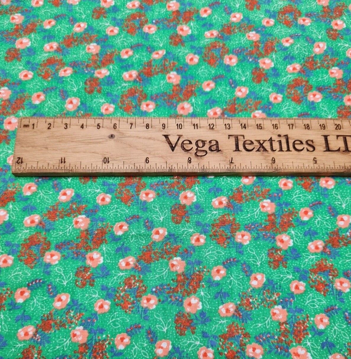 Egyptian Cotton Fabric Vintage Floral Printed 33" Wide Sold by the Metre