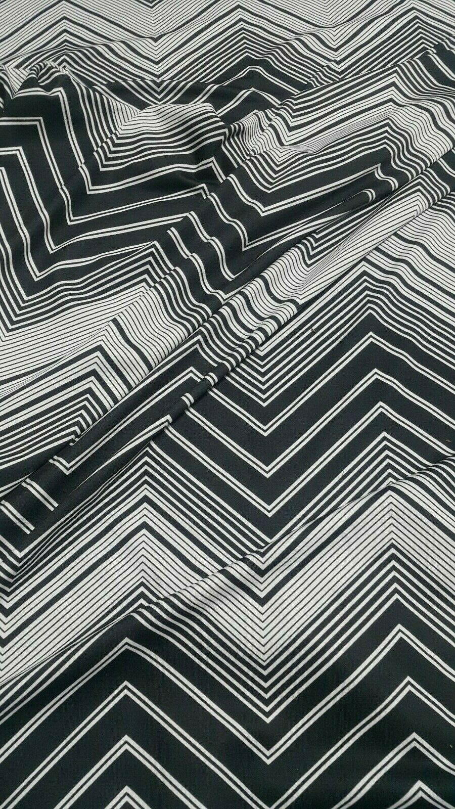 ZIG ZAG PRINTED STRETCH JERSEY LYCRA FABRIC-SOLD BY THE METER