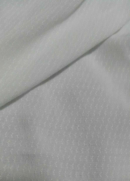 SMALL FIGURED THIN WHITE VISCOSE FABRIC - SOLD BY THE METRE