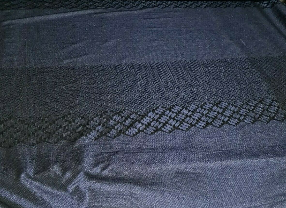 SHINY BORDER JACQUARD FABRIC - SOLD BY THE PATTERN (75 CM)