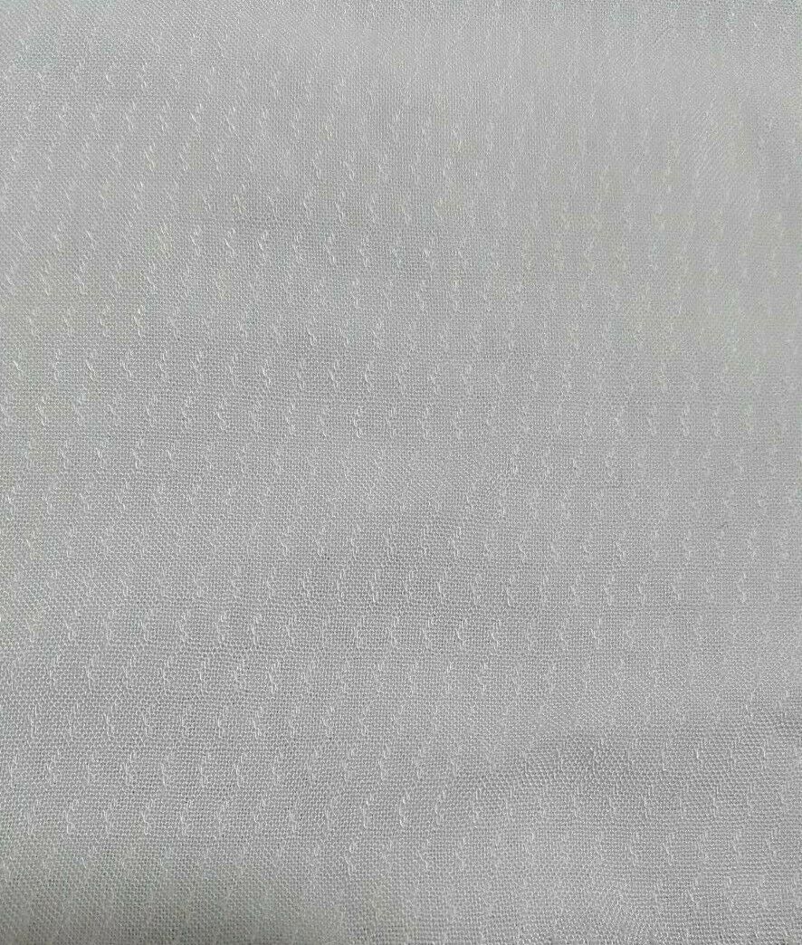 SMALL FIGURED THIN WHITE VISCOSE FABRIC - SOLD BY THE METRE